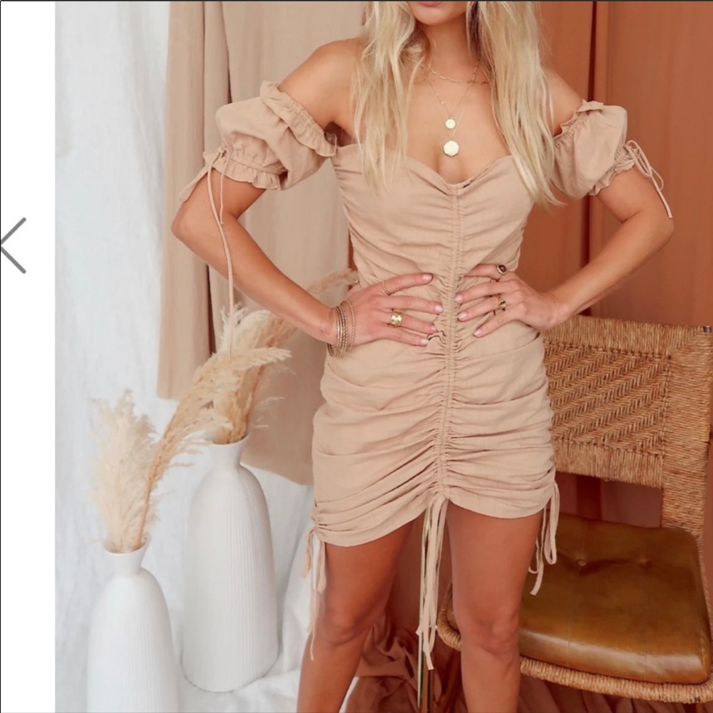 Side cinched mini dress